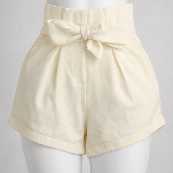 PrettyLittleThing Cream High-Waisted Tie Belt Shorts | Size US 4 - Picture 4 of 4